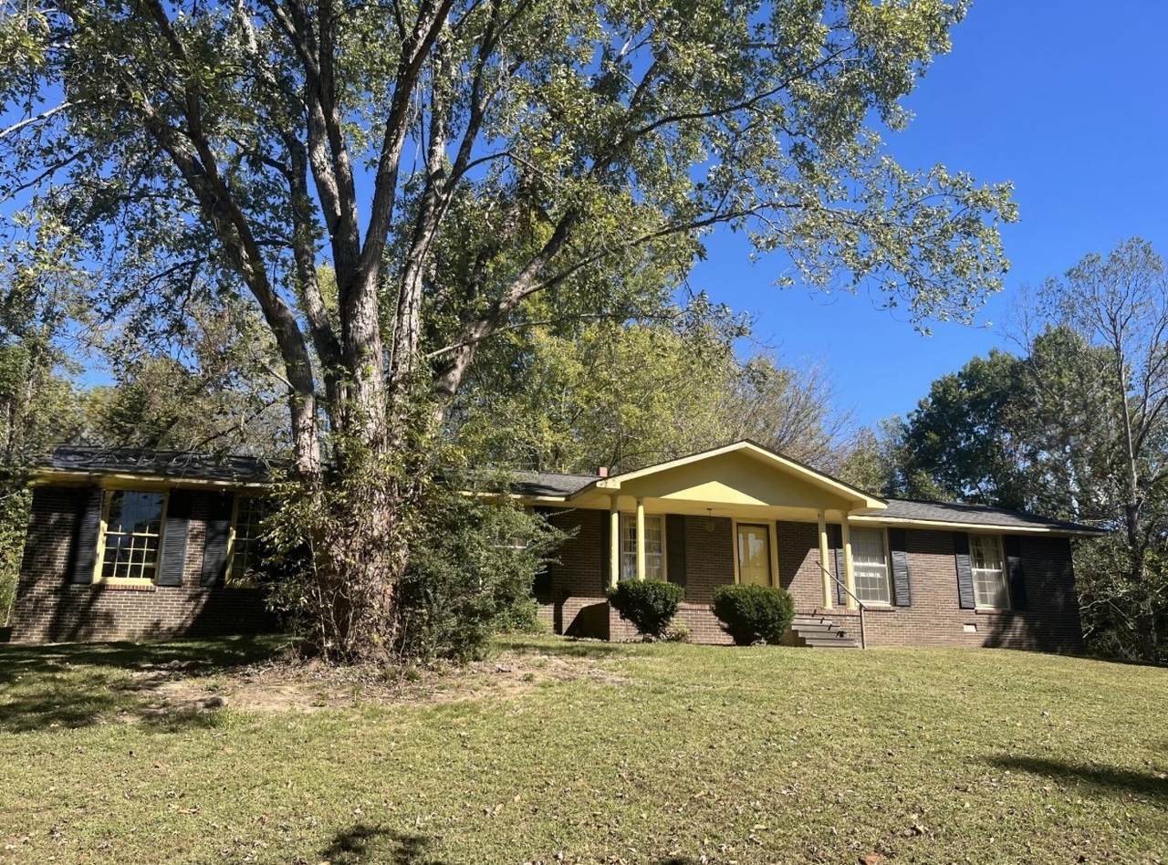 1125 Macon Wall Rd - Photo 1