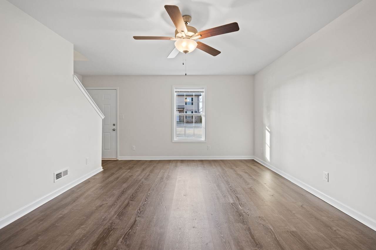 3277 Tower Dr - Photo 1