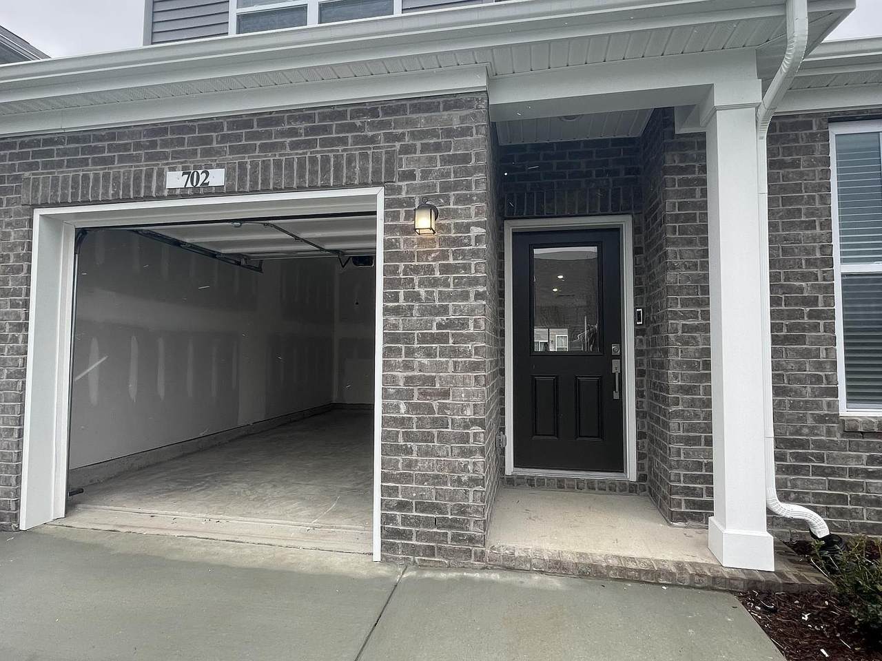 702 Mickelson Way - Photo 1