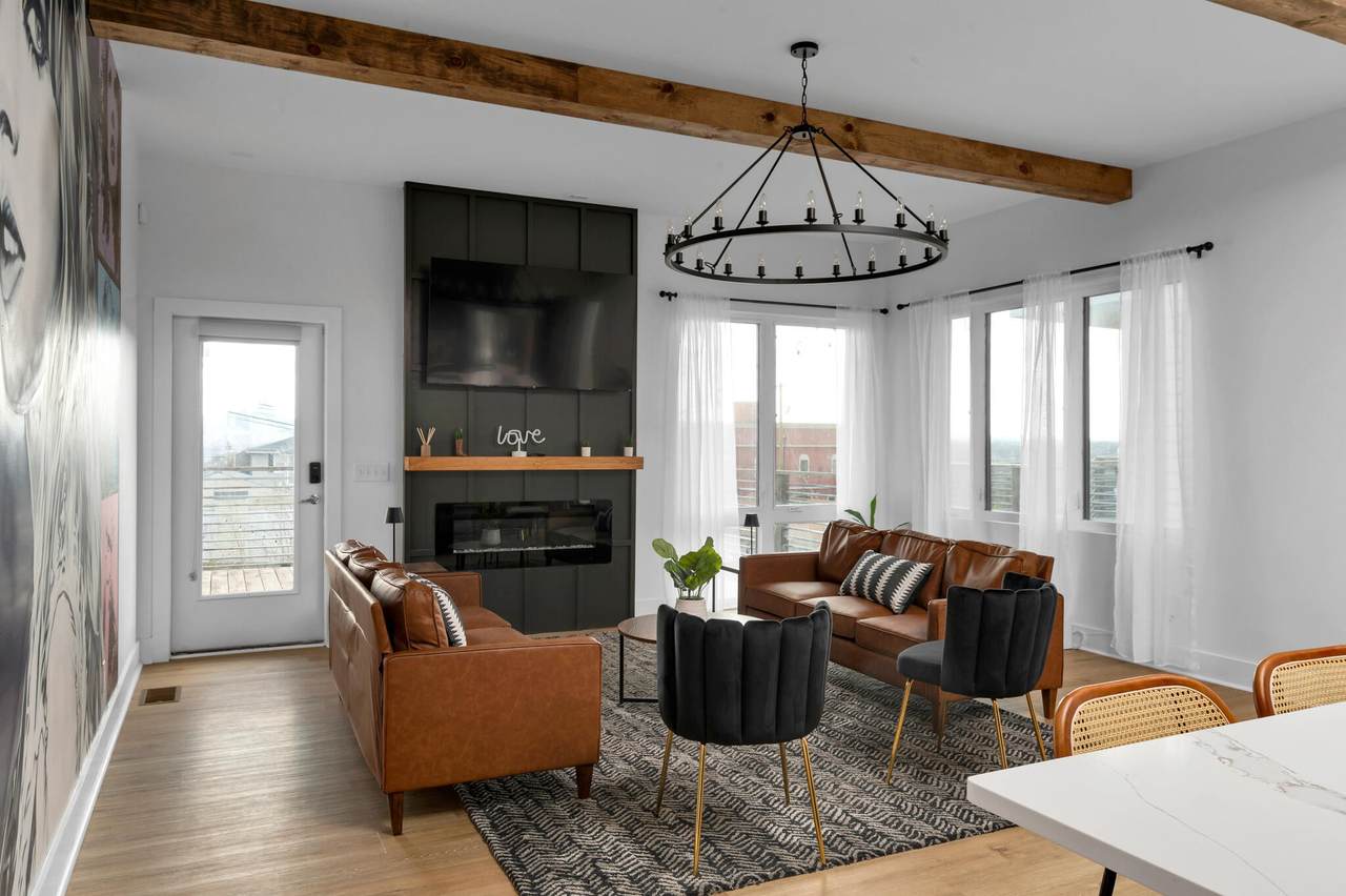 12B Fern Ave - Photo 1