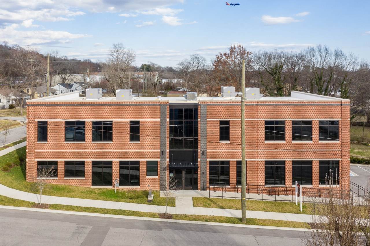 2540 Park Dr - Photo 1