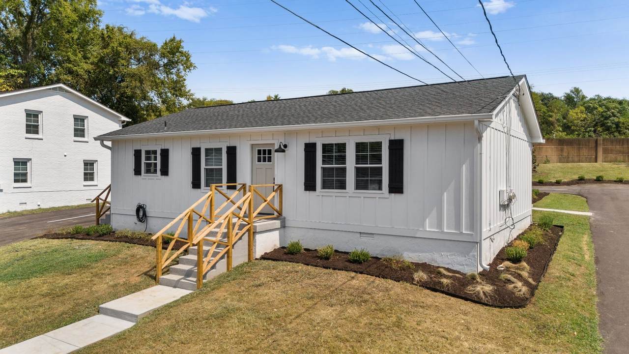 2128G Sharondale Dr - Photo 1