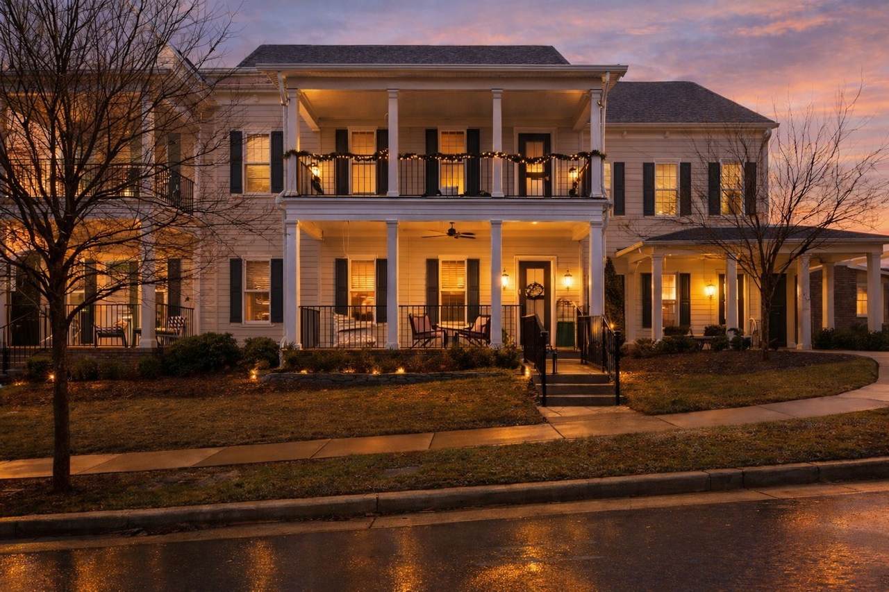 2355 Fairchild Cir - Photo 1