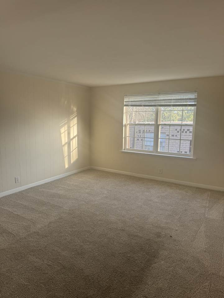 441 Harding Pl - Photo 1