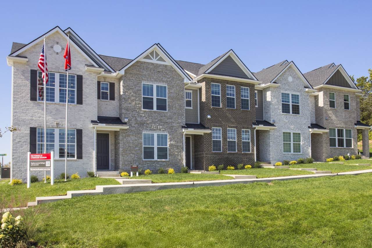 310 Lynwood Station Boulevard - Photo 1