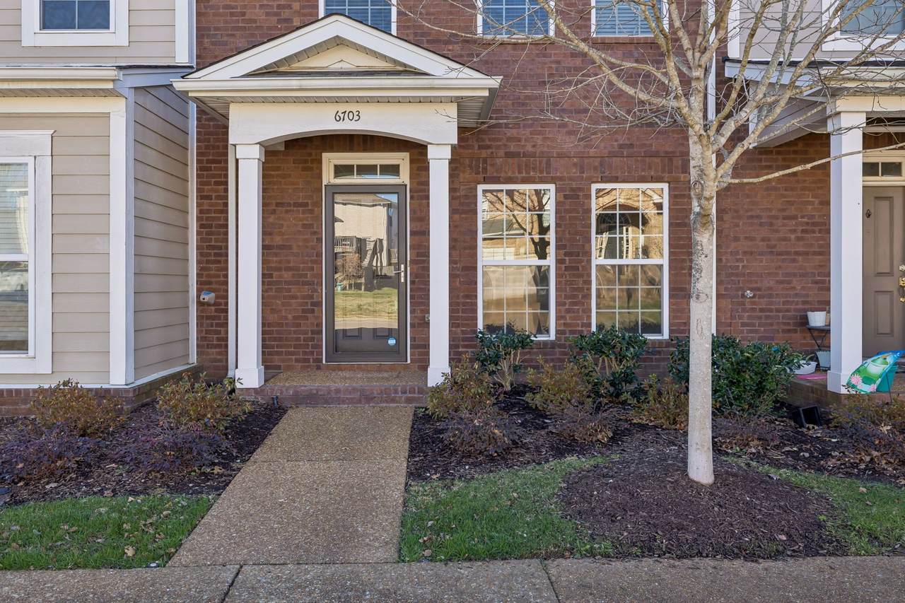 6703 Sunnywood Dr - Photo 1