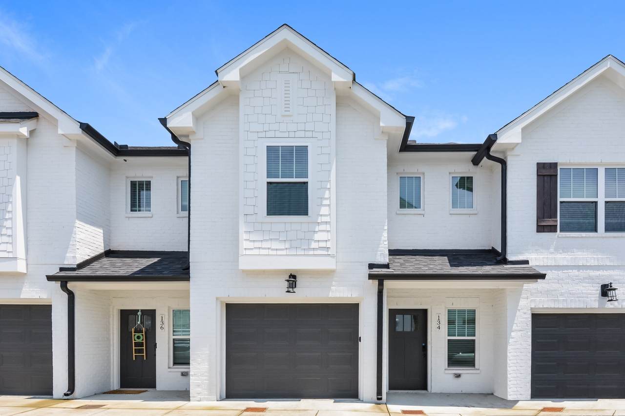 134 Noble Park Cir - Photo 1