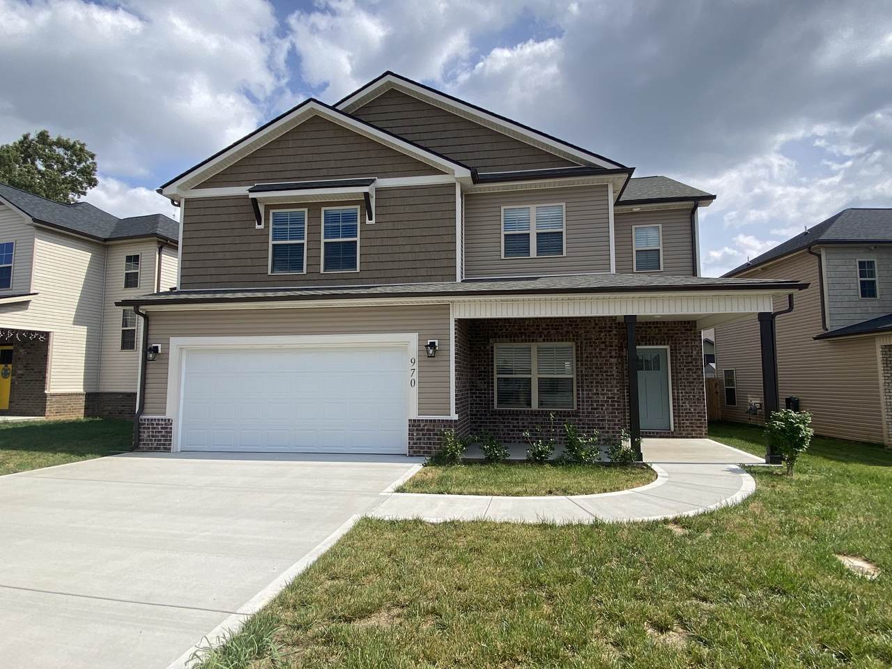 970 Cherry Blossom Ln - Photo 1