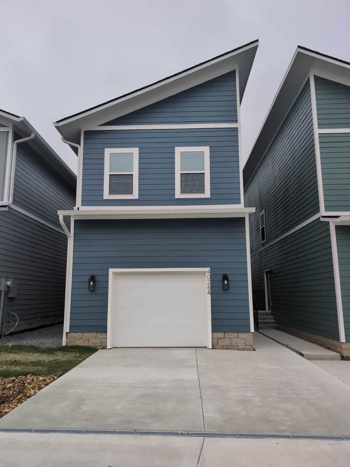 4026 University Ave - Photo 1