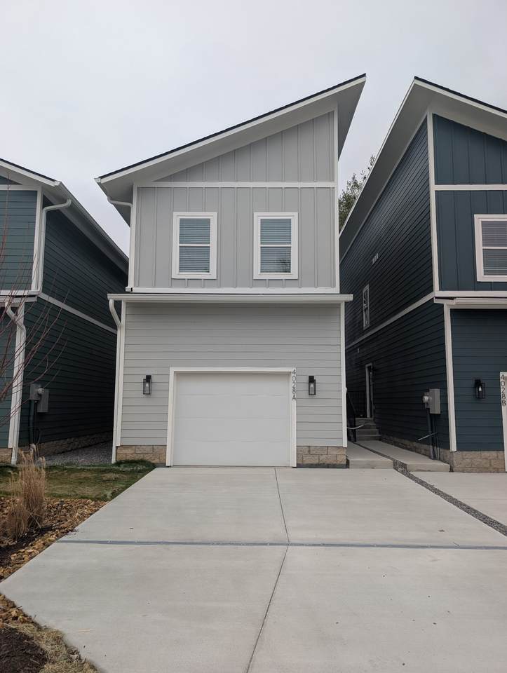 4028 University Ave - Photo 1