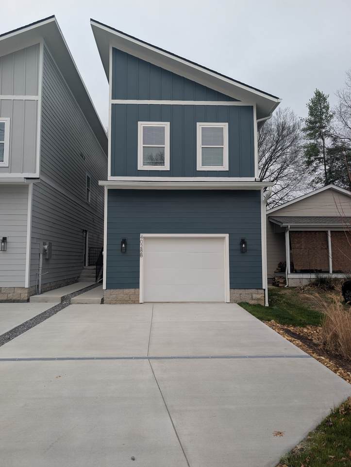 4028 University Ave - Photo 1