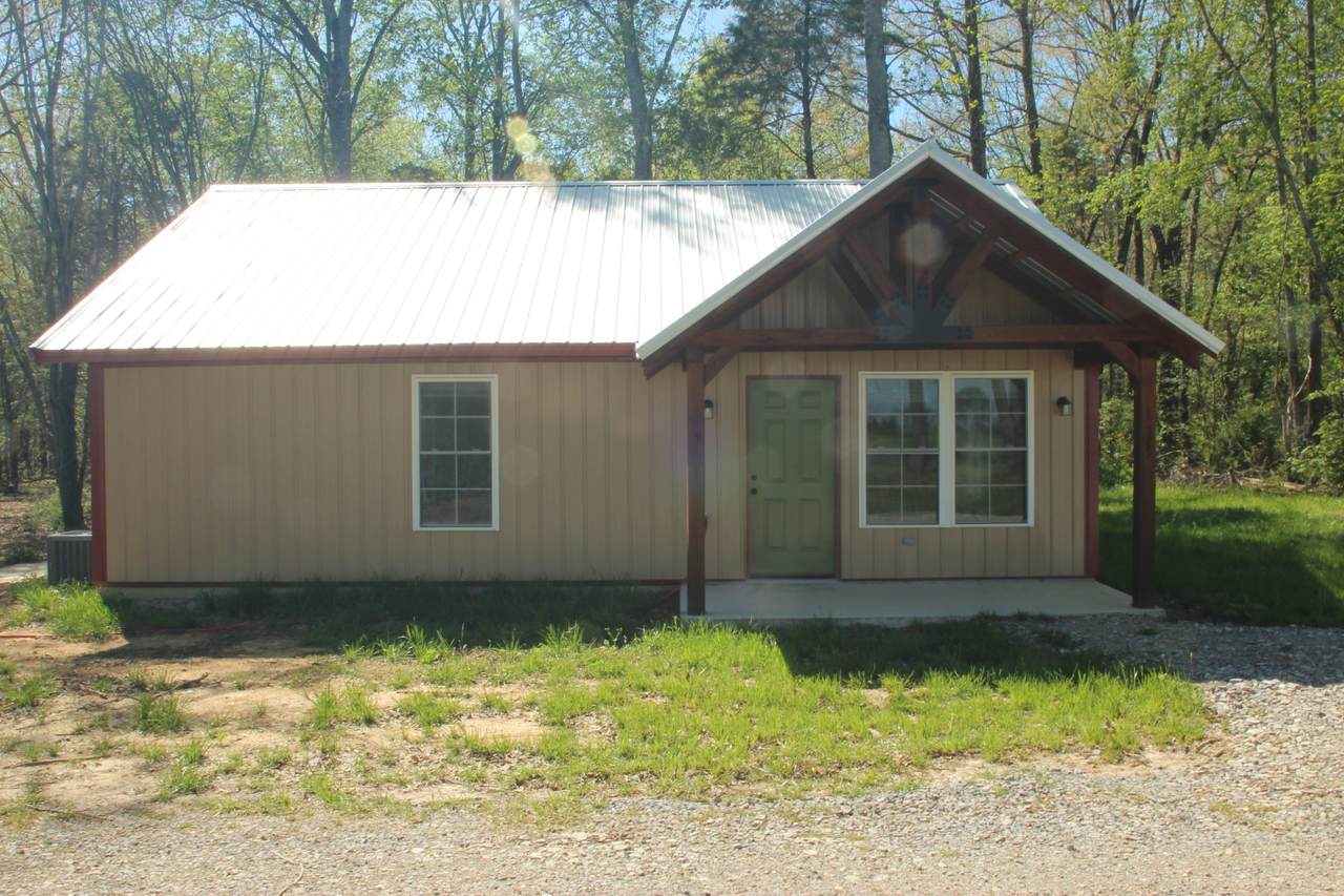 135 Jim Warren Rd - Photo 1