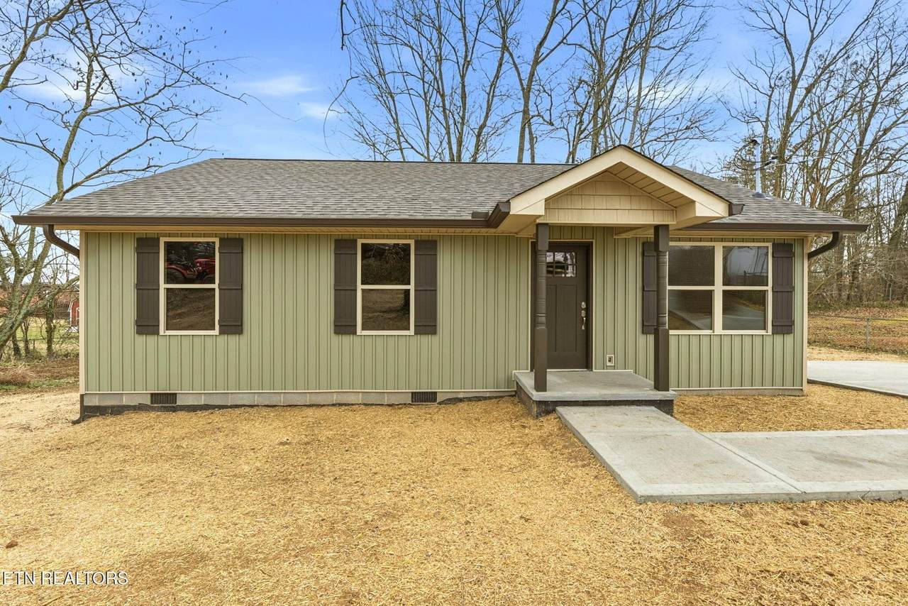 220 Nancy Lane - Photo 1