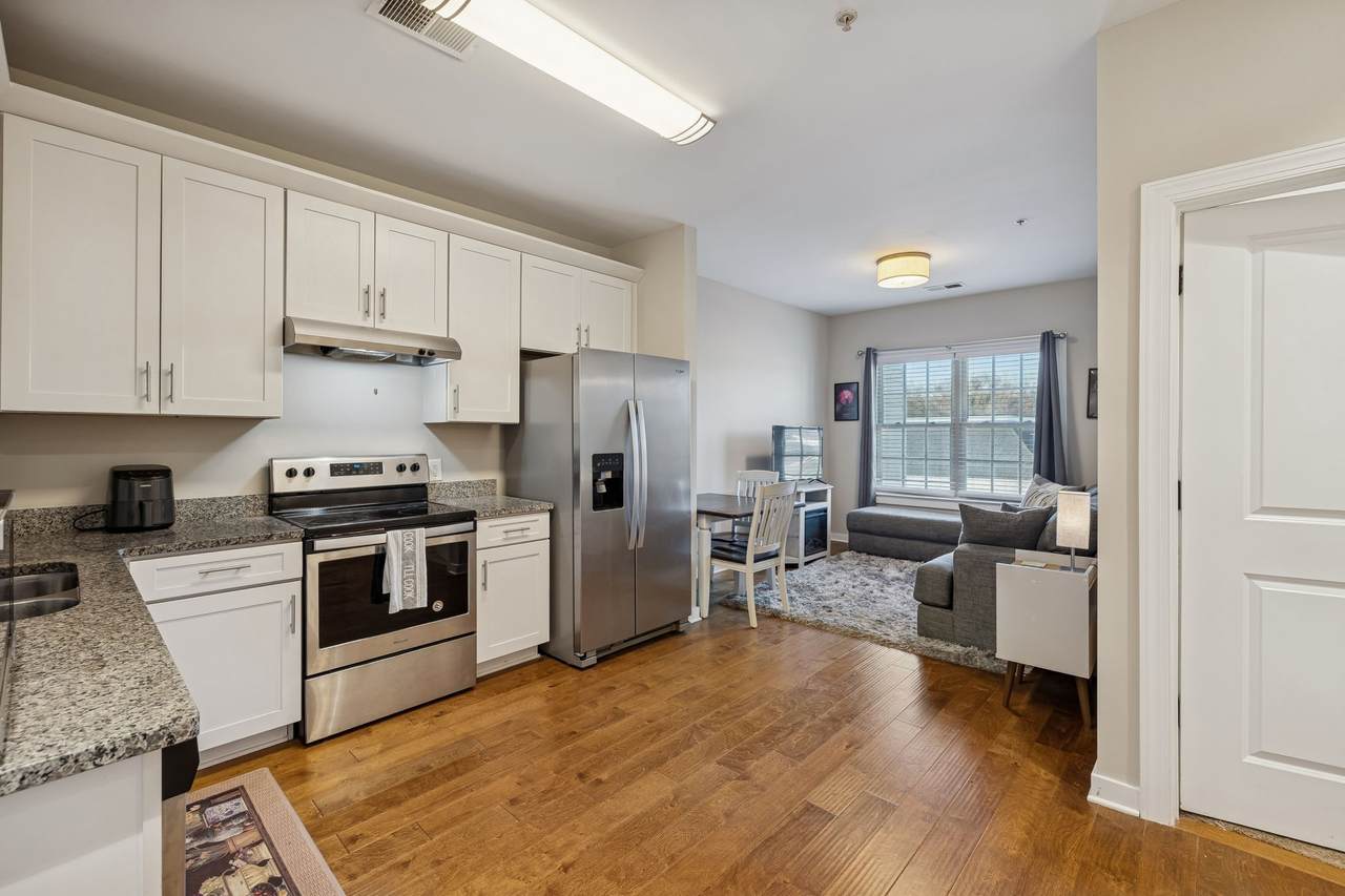 1319 W Main St - Photo 1
