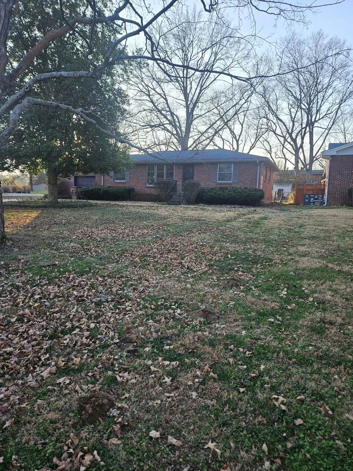 5029 Marchant Dr - Photo 1