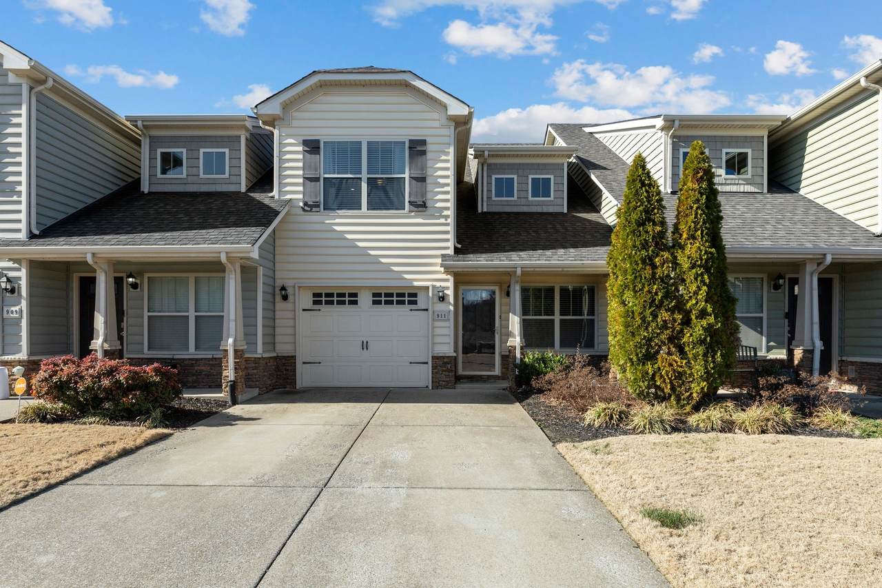 911 Keepsake Diamond Ln - Photo 1