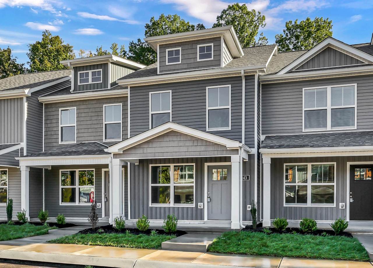 143 Quarry Point Dr - Photo 1