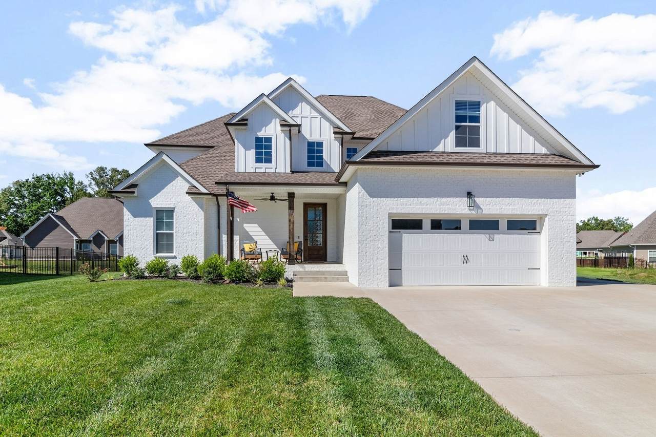 553 Bowden Dr - Photo 1