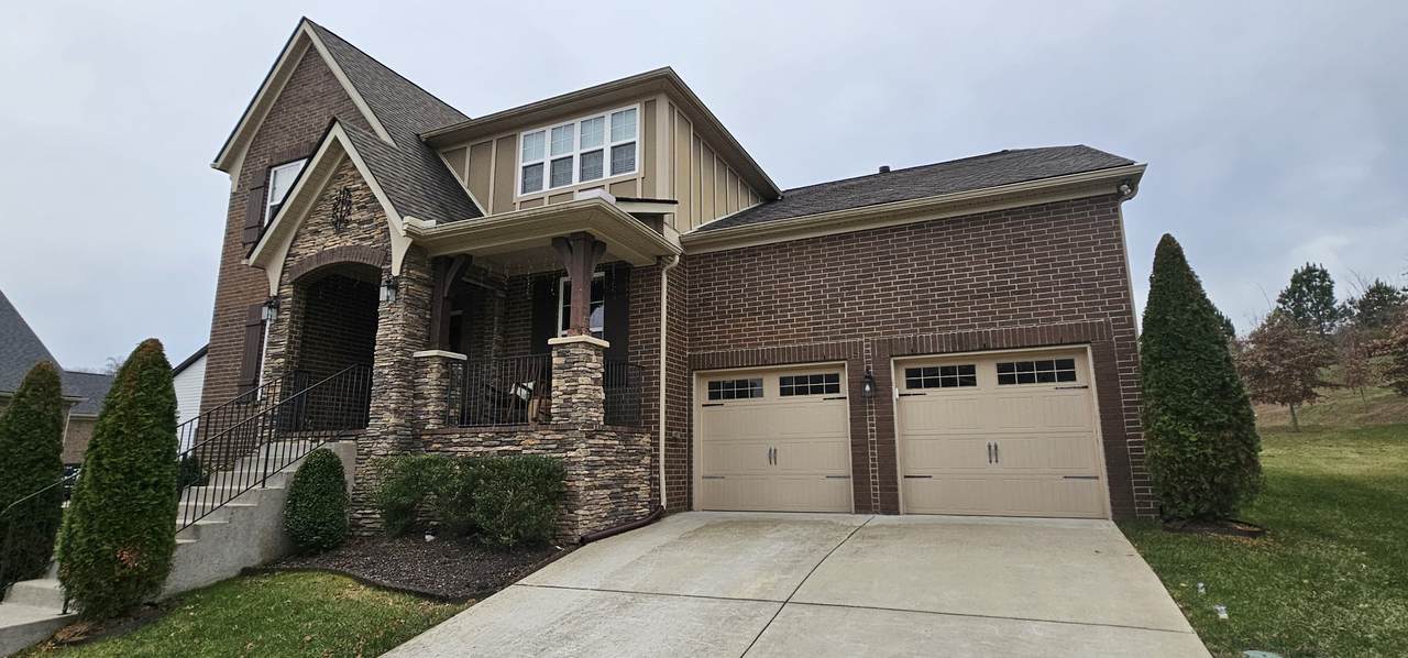 850 Newcomb St - Photo 1