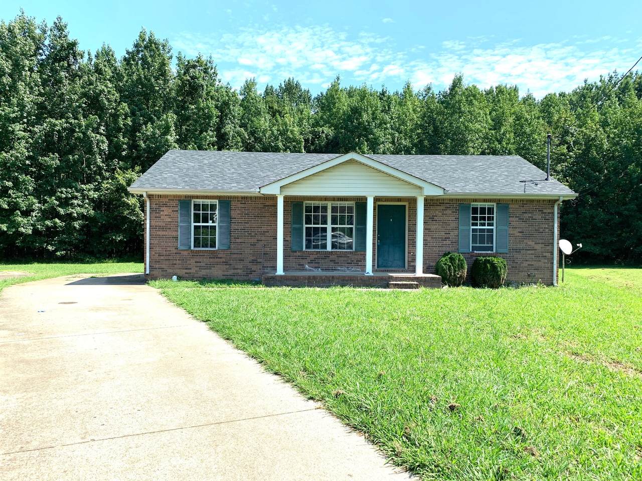 740 Carmack Ct - Photo 1