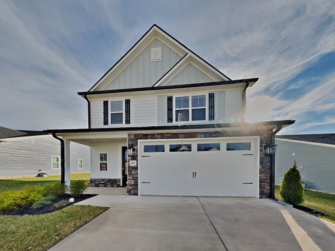 520 Kingwood Ln - Photo 1