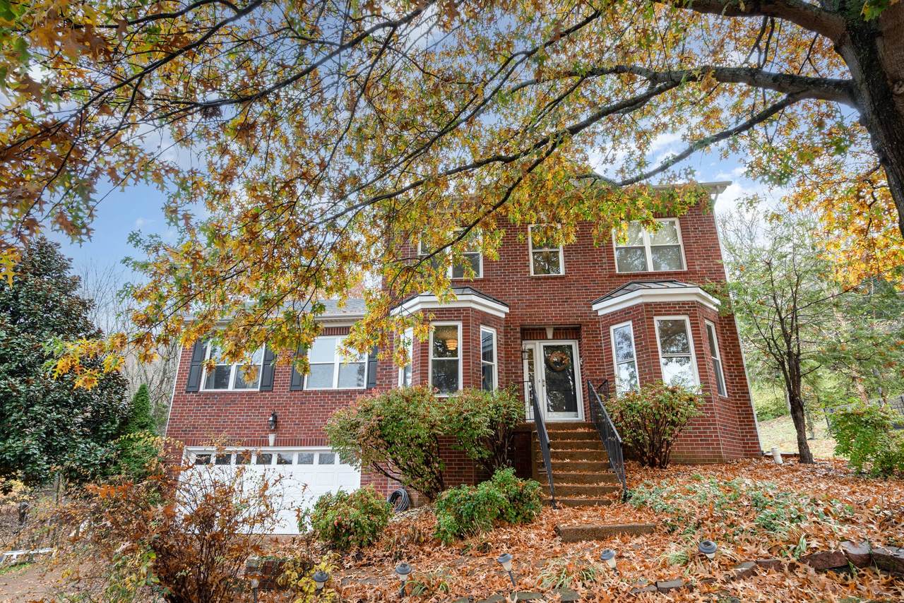 416 Parish Pl - Photo 1