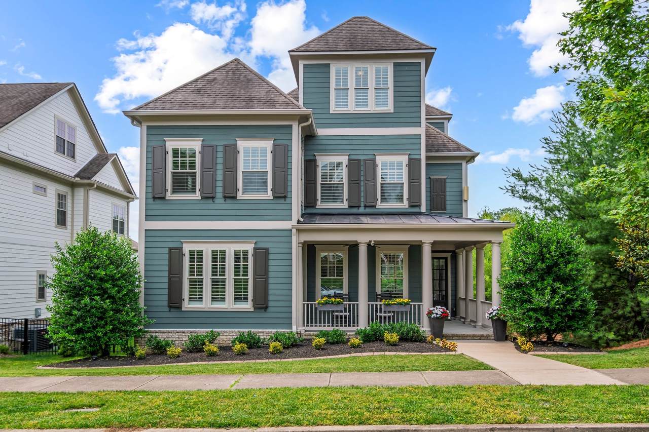 9517 Wexcroft Dr - Photo 1