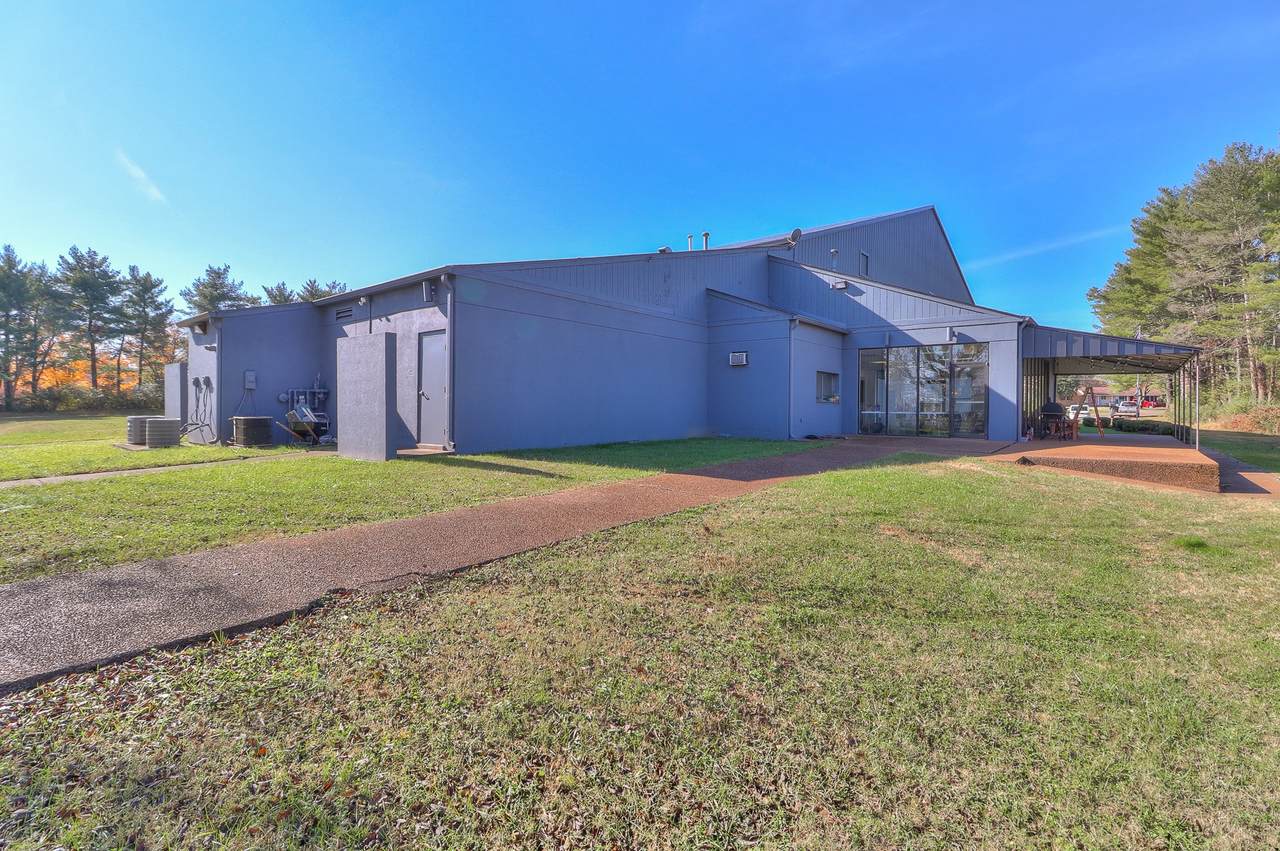 https://bt-photos.global.ssl.fastly.net/nashville/1280_boomver_1_RTC3079484-1.jpg