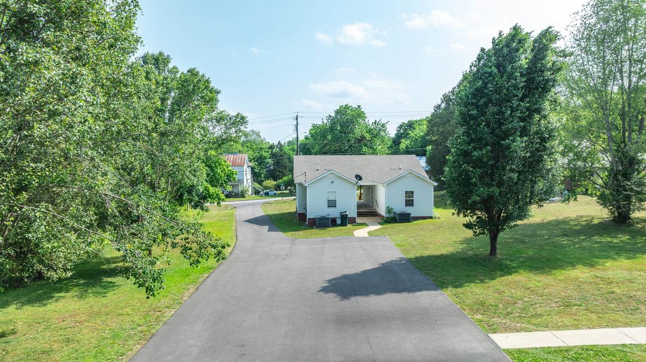 https://bt-photos.global.ssl.fastly.net/nashville/1280_boomver_1_RTC3079861-1.jpg