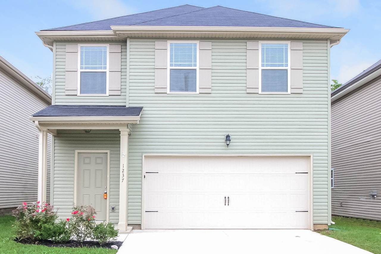 1237 Catawba Way - Photo 1