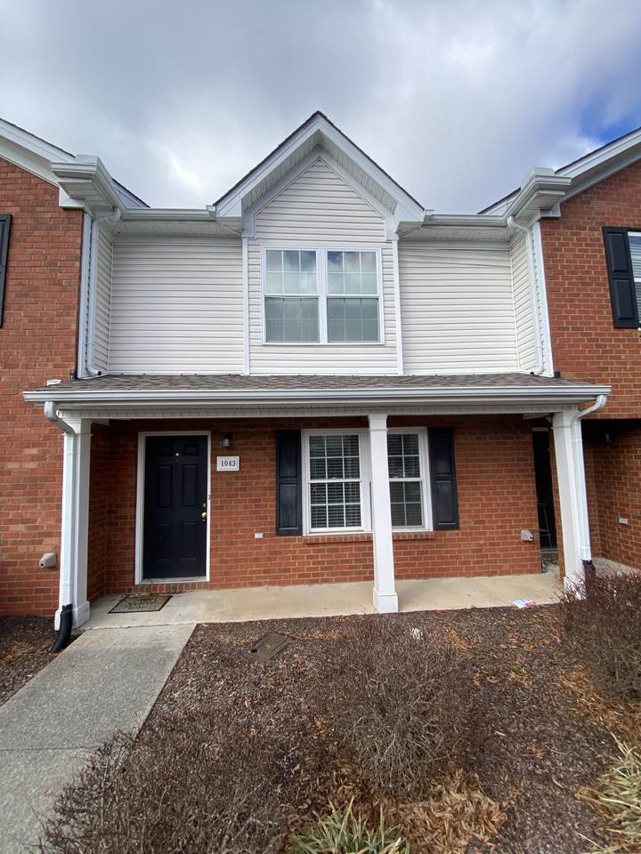 1043 Sitting Bull Xing - Photo 1