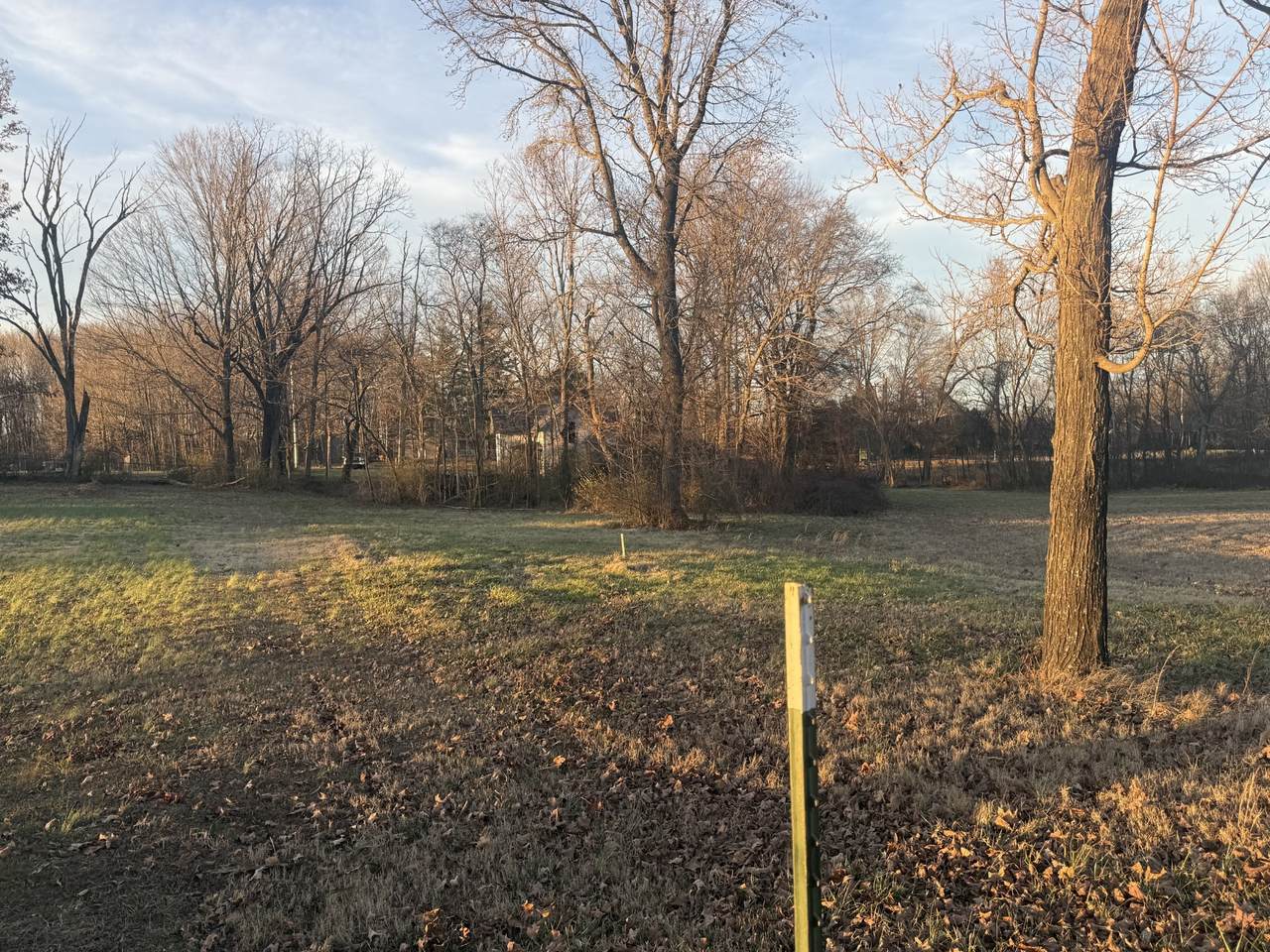 2627 Woods Rd - Photo 1