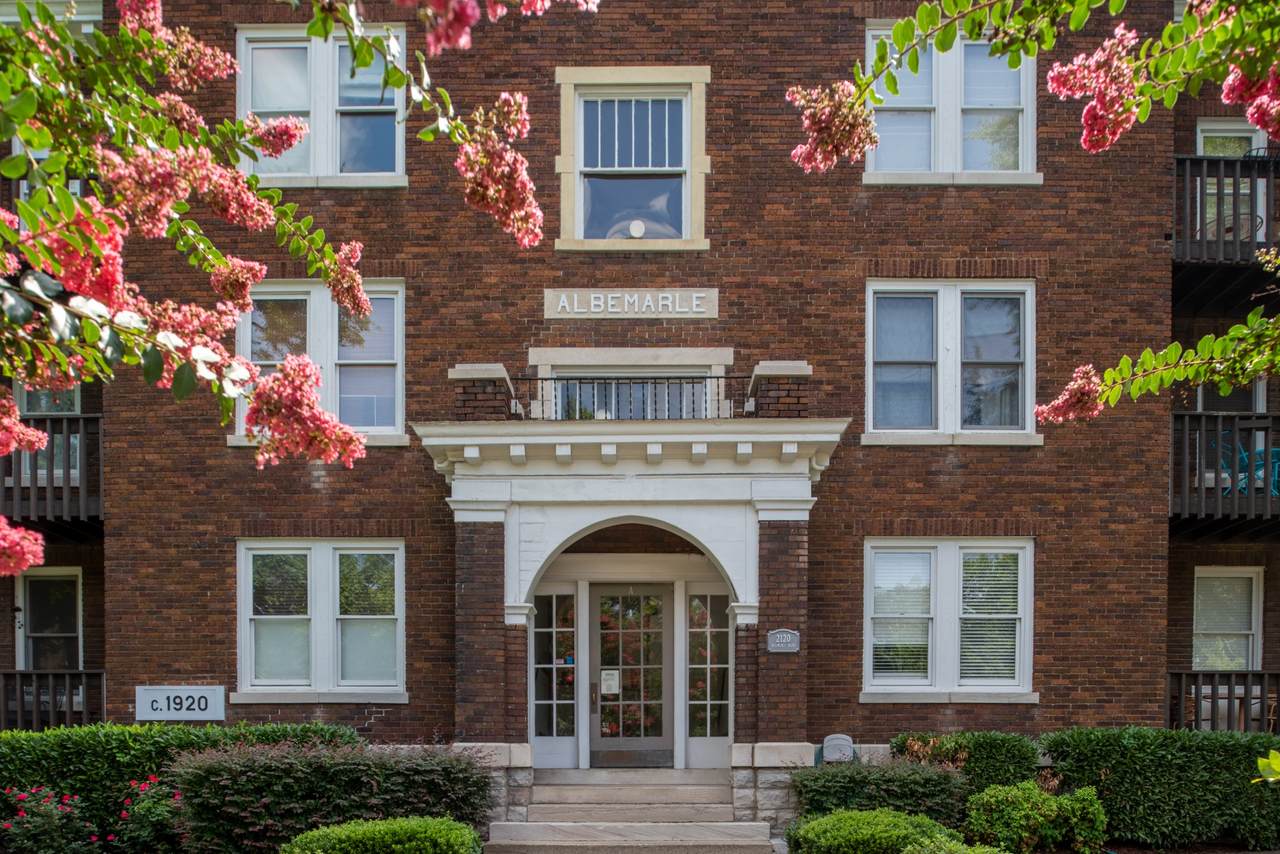 2120 Belmont Blvd - Photo 1