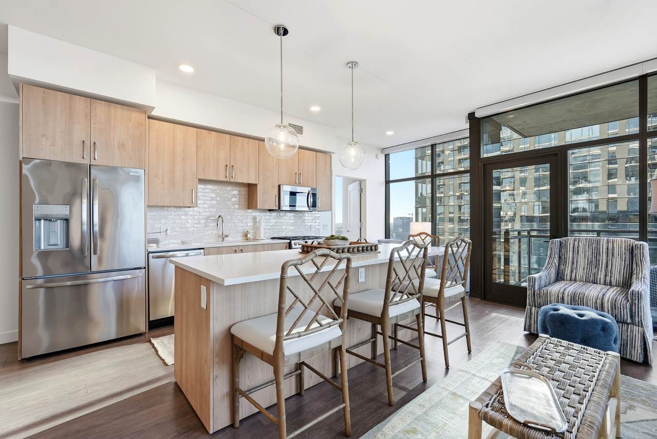 1212 Demonbreun St - Photo 1