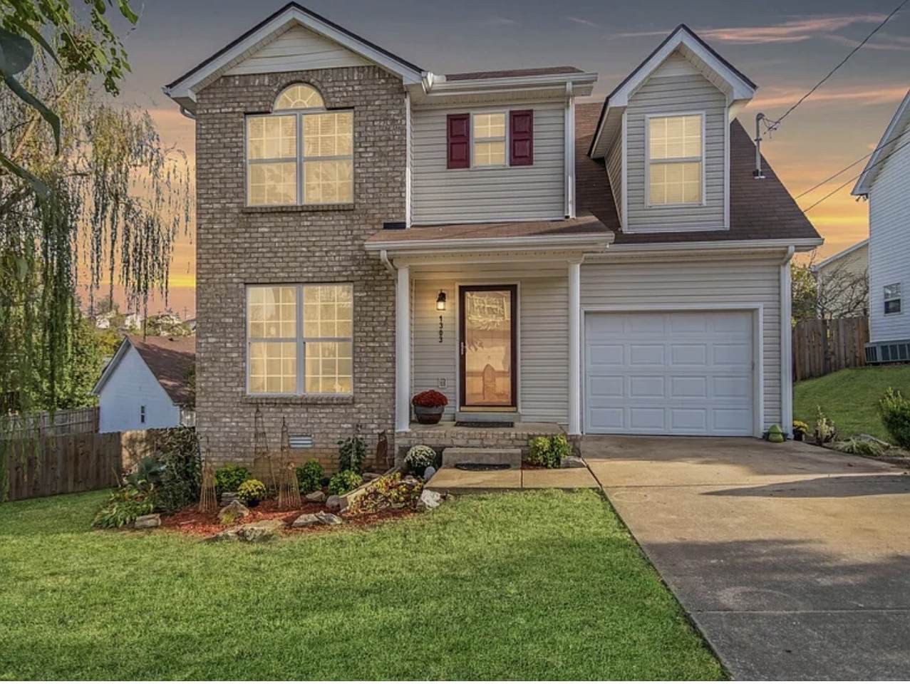 1303 E Nir Shreibman Blvd - Photo 1