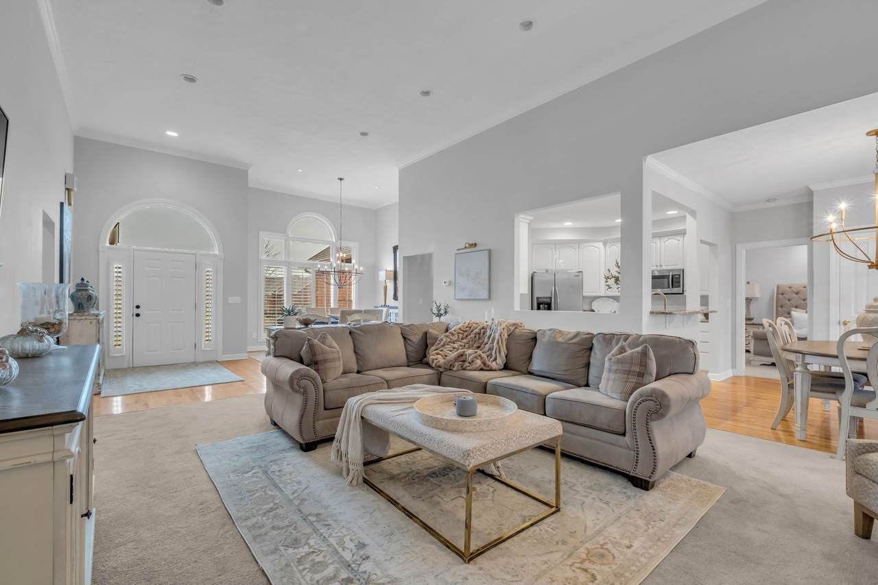 218 Bluefield Ln - Photo 1