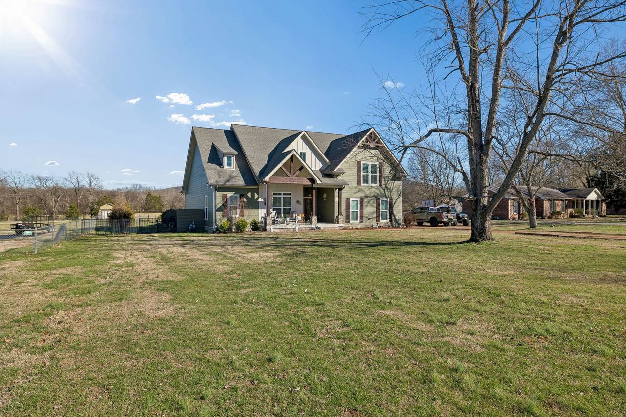 2309 Sparta Pike - Photo 1