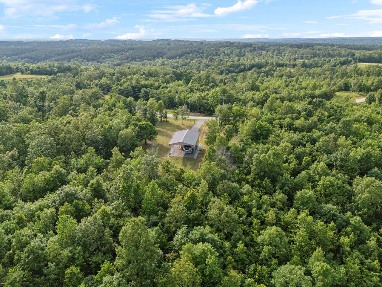 1635 Bear Hollow Dr - Photo 1