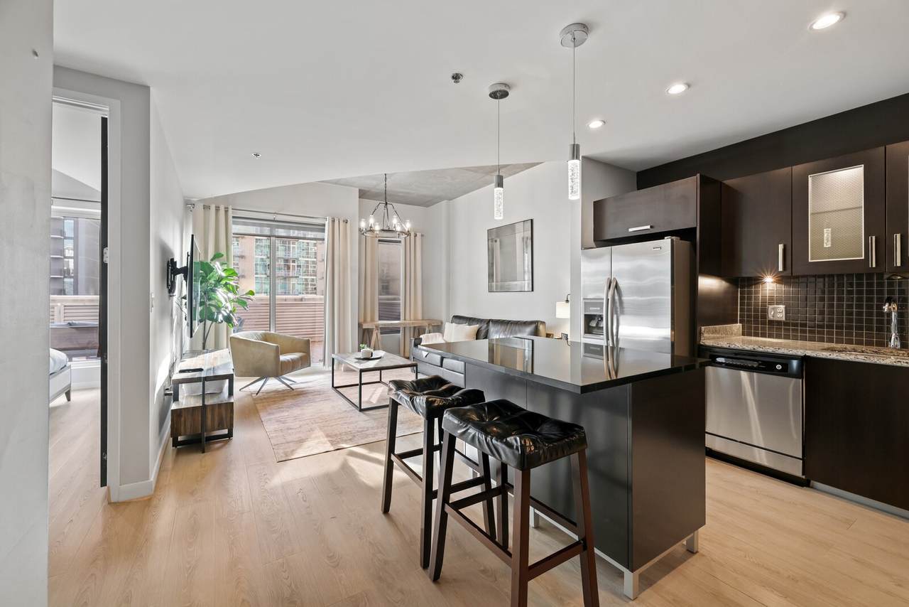 600 12th Ave - Photo 1