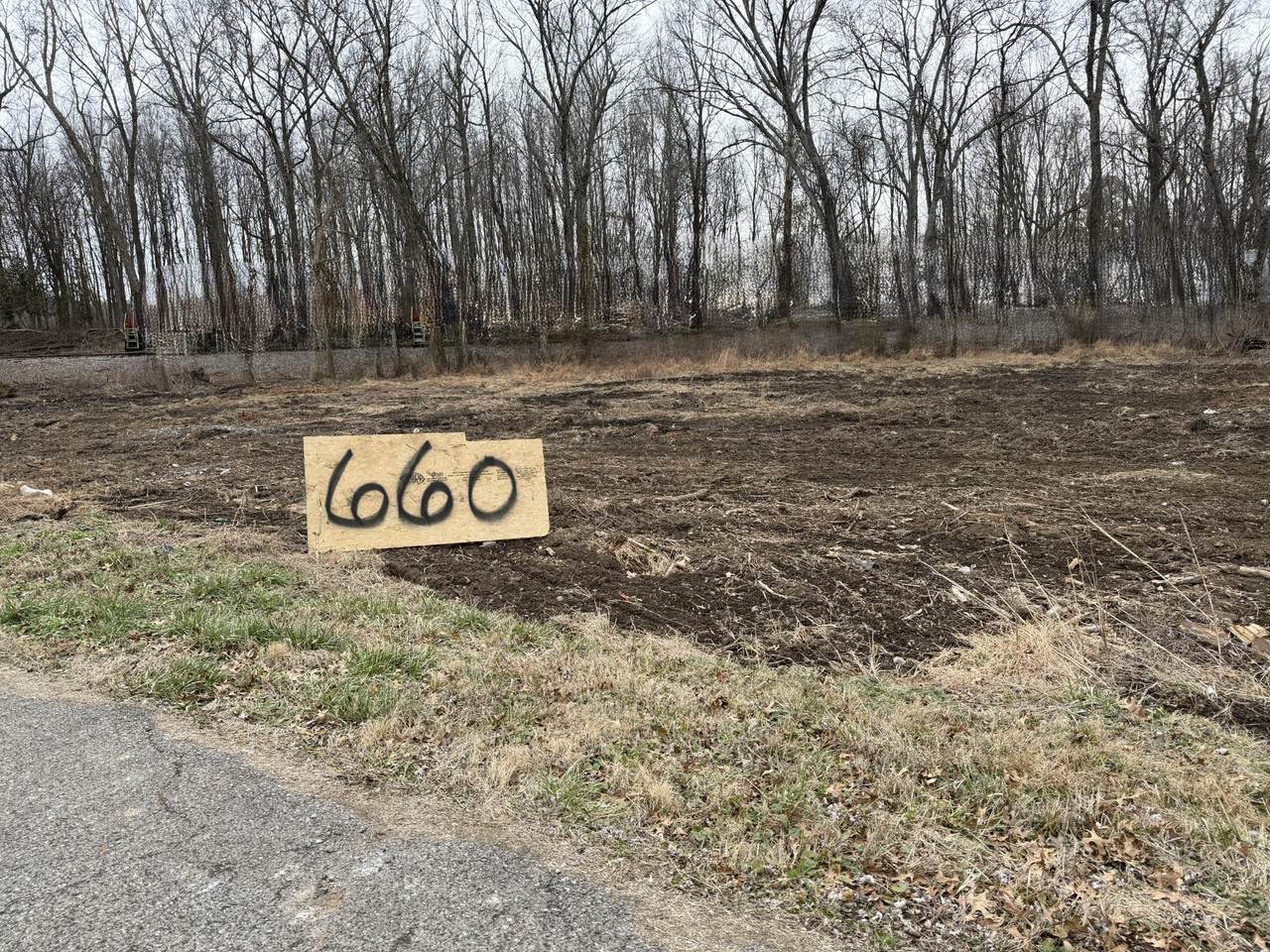 660 Guildfield Dr - Photo 1