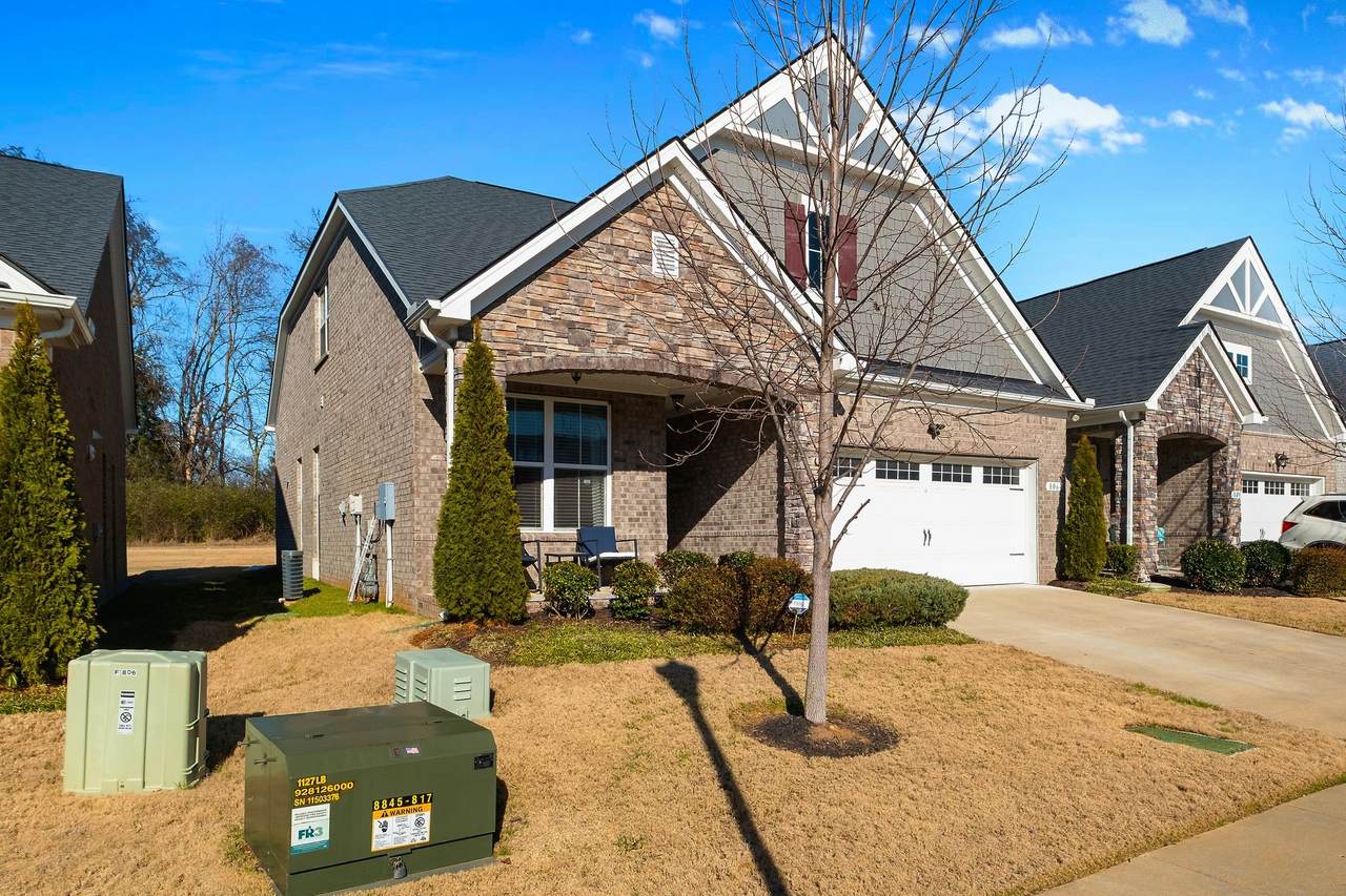 https://bt-photos.global.ssl.fastly.net/nashville/1280_boomver_1_RTC3112615-1.jpg