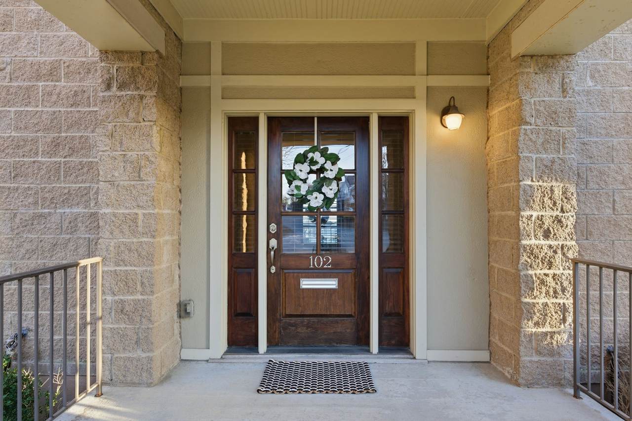 3127 Long Blvd - Photo 1