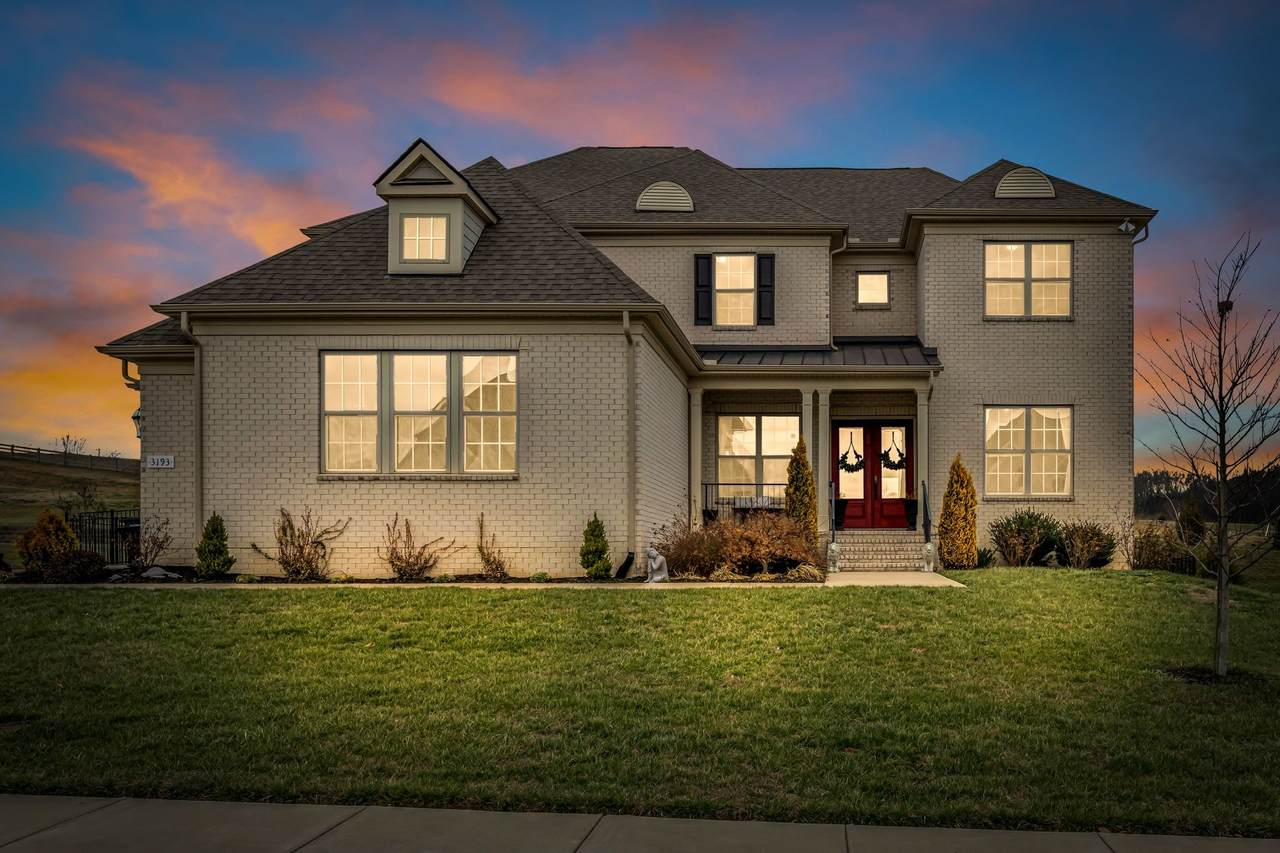 3193 Chase Point Dr - Photo 1