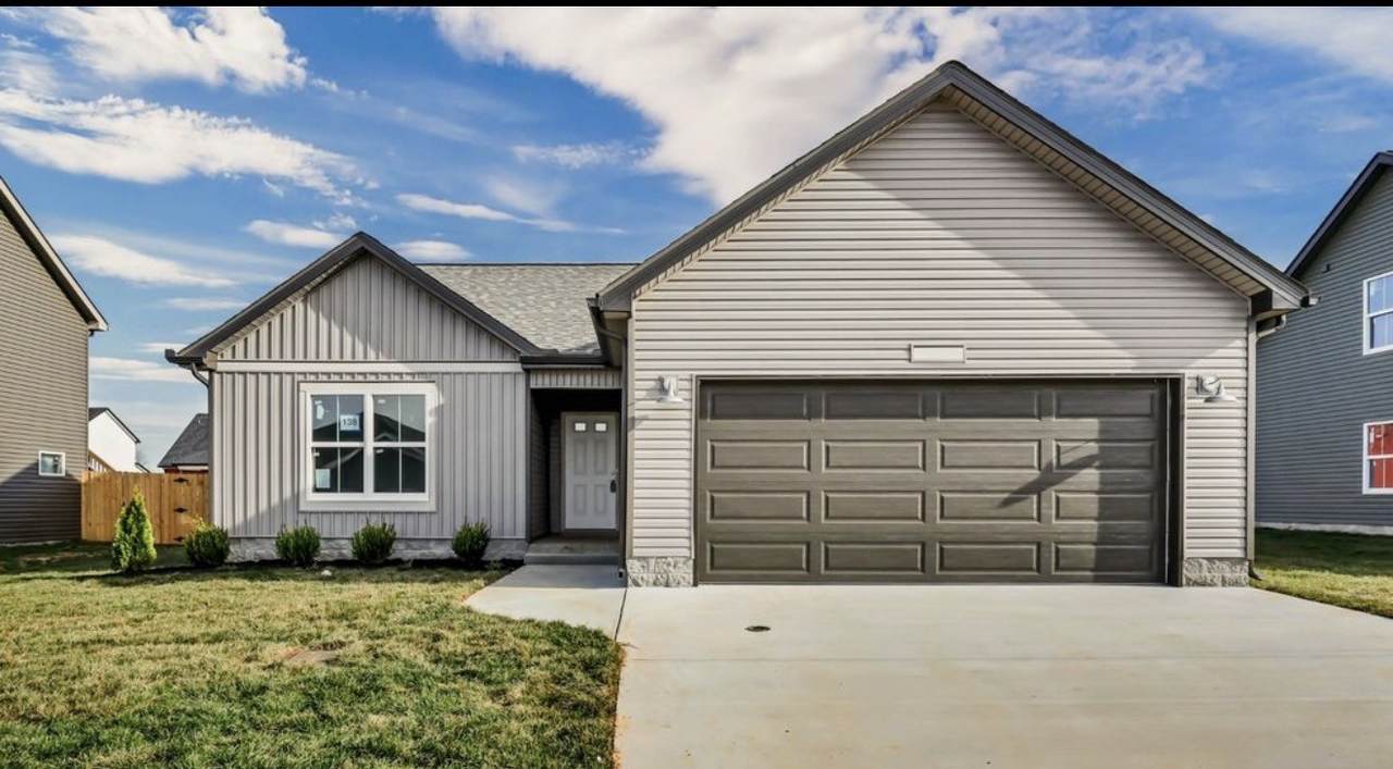 207 Donegal Dr - Photo 1