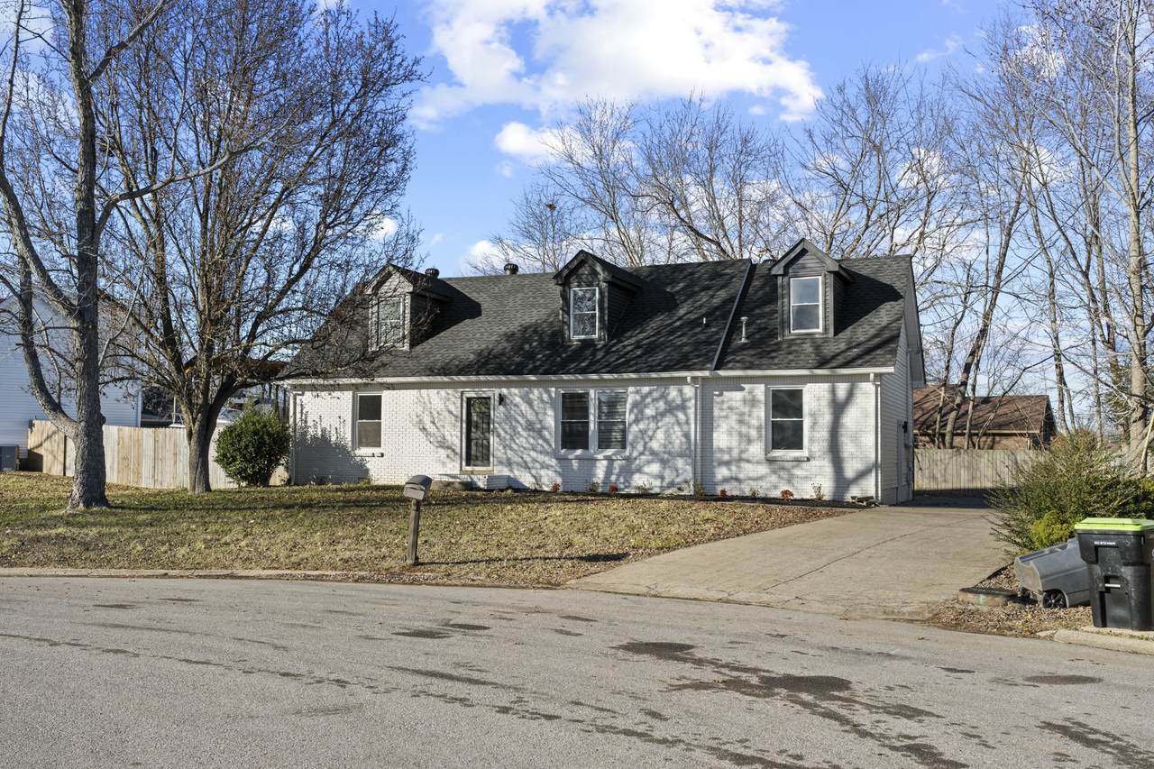 371 Manorstone Ln - Photo 1