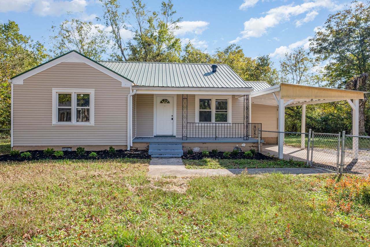 417 W Coffee St - Photo 1