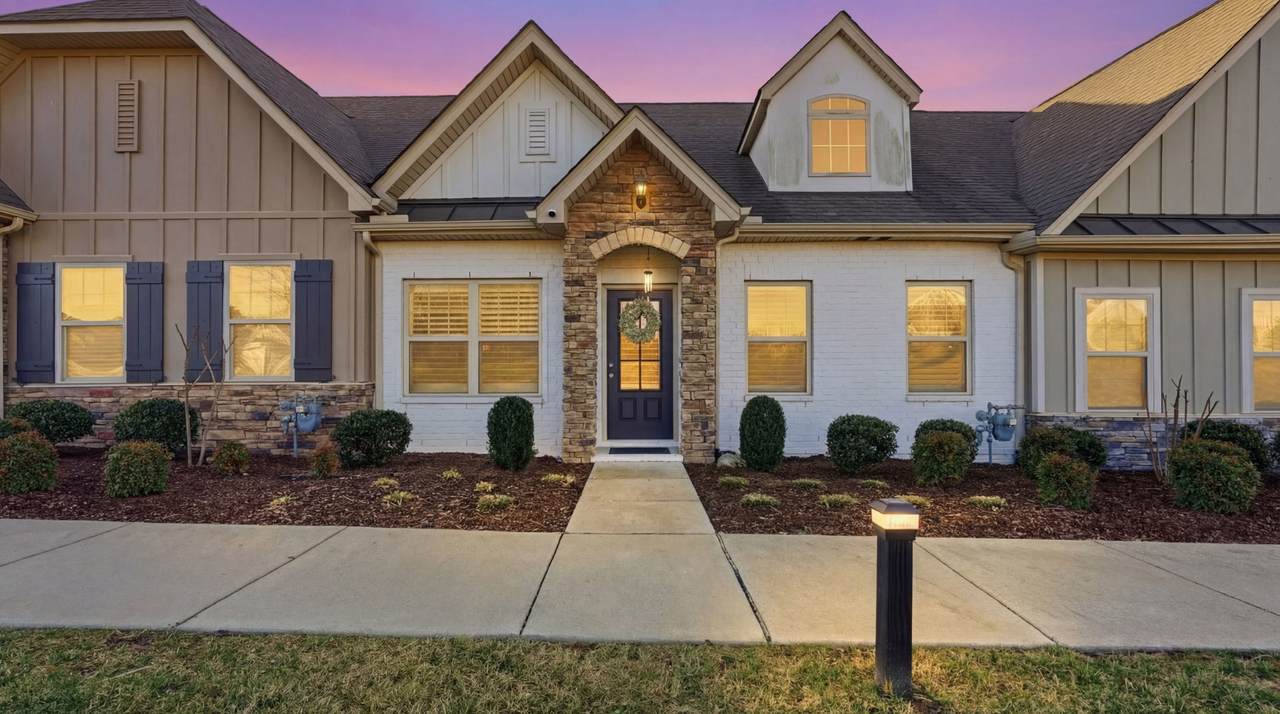 330 Madeira Pl - Photo 1