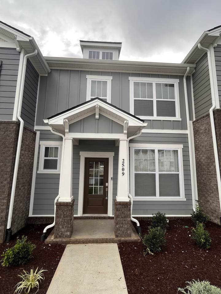 2509 Drumwright Way - Photo 1