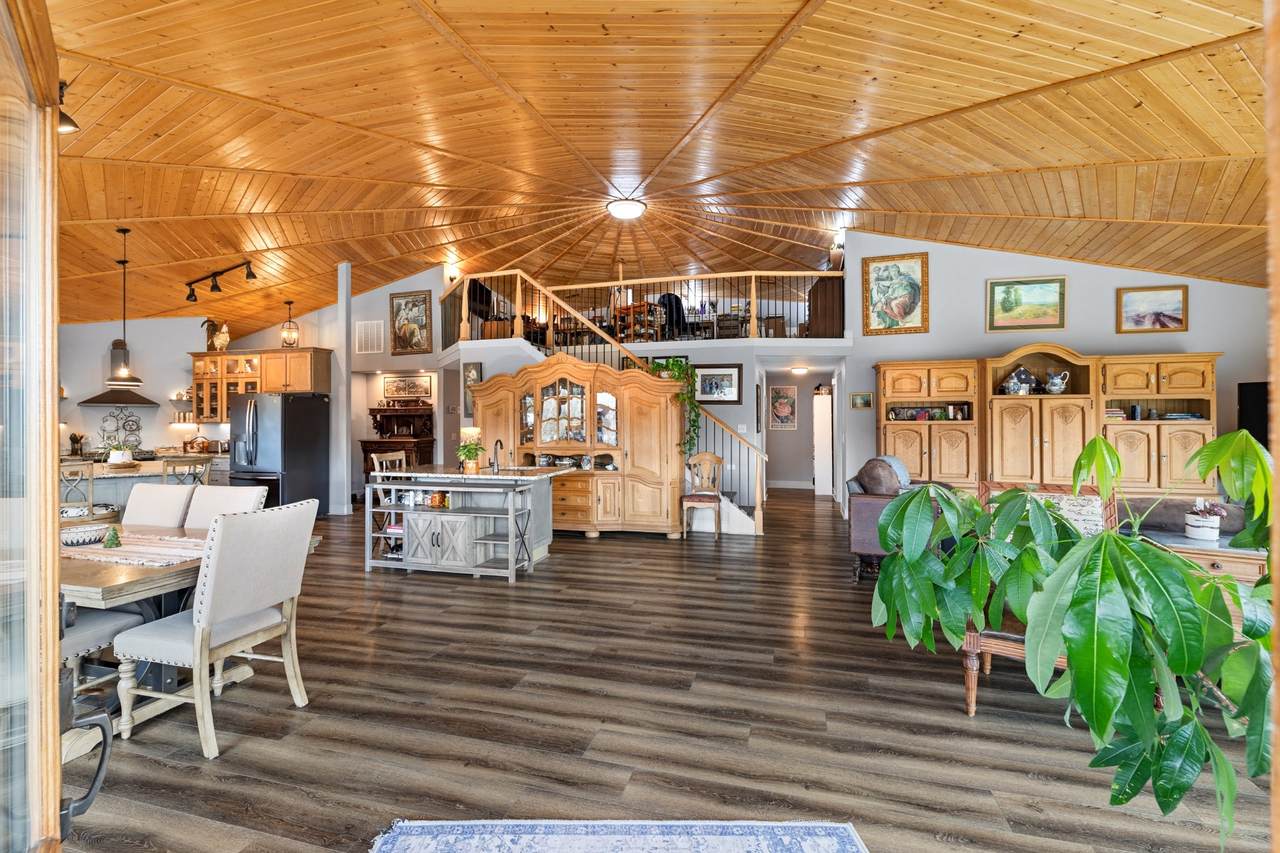 2031 Creecy Hollow Rd - Photo 1