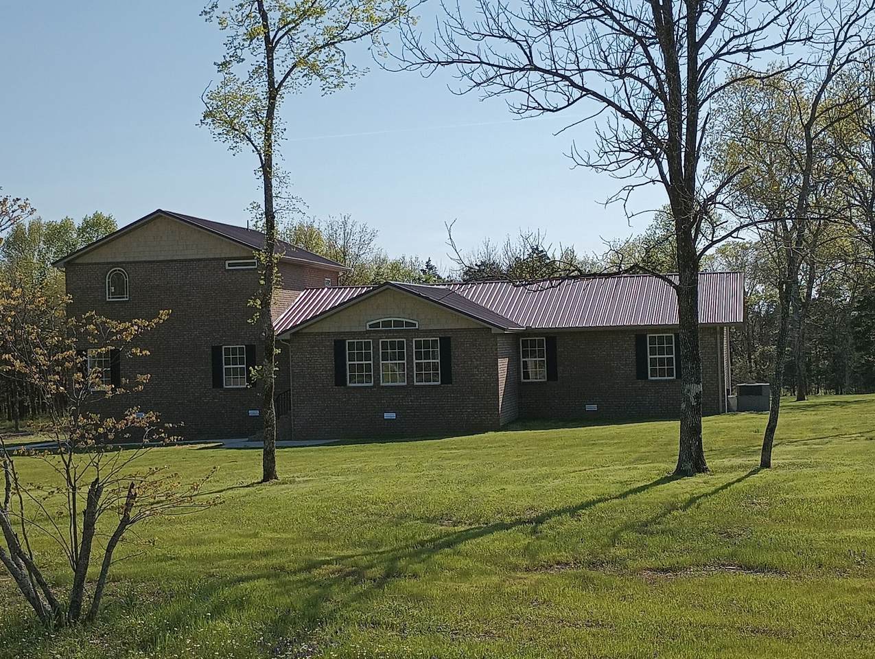 5065 Craddock Rd - Photo 1